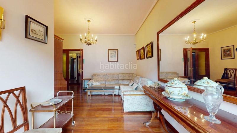 Foto e0a44284-723a-4118-bfdf-128621169db9. Flat with parking in San Pedro de Deusto - La Ribera Bilbao