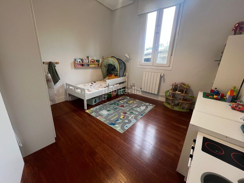 Foto 74918cef-7394-41b1-aba0-befa84aefa65. Pis amb calefacció a Rekalde Centro Bilbao