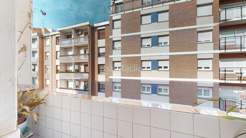 Foto 9bfc6835-8f76-498e-af08-33c4d0c681d4. Flat with parking in Centro Barakaldo