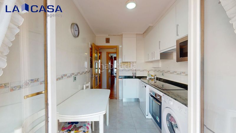 Foto f5236d50-e4a6-496e-9f42-d832d181f826. Flat with heating in Colindres