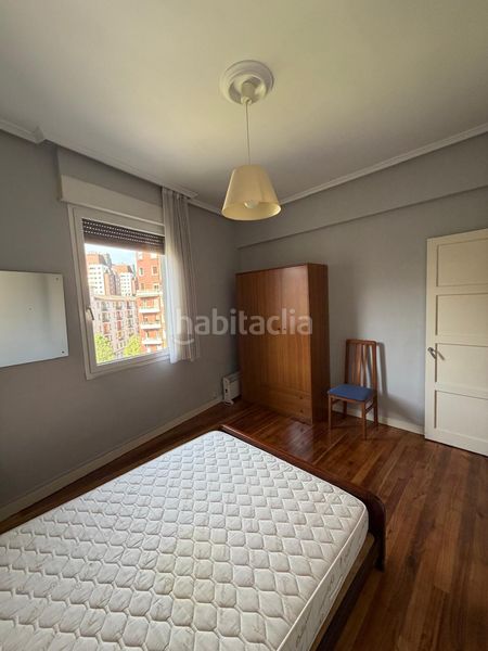 Foto df919f78-3cf6-47ff-a02e-f43a4cb19a03. Pis a Ametzola Bilbao