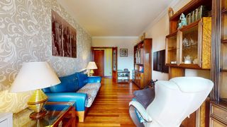 Flat  Agirre lehendakariaren etorbidea