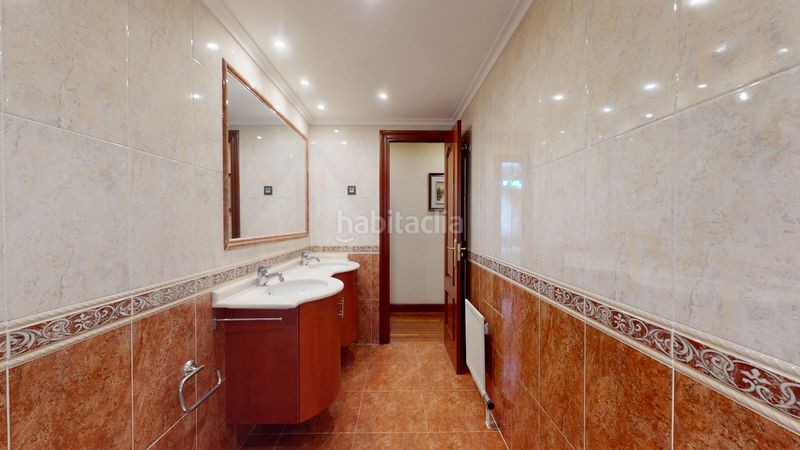 Foto b06f6bf7-9856-401c-8642-0401e04de187. Piso en Bagatza - S. Vicente Barakaldo