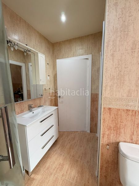 Foto 5676f005-4cff-4bd9-a6ff-ff80505c3237. Planta baixa amb calefacció a Azeta - Abatxolo Portugalete