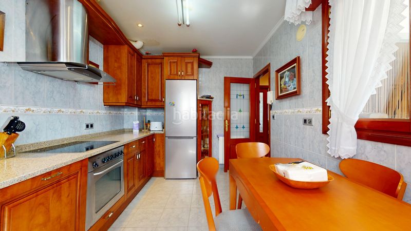 Foto a08a6219-40f8-4d23-8296-cef49e883a9e. Chalet en Mioño-Santullán Castro - Urdiales