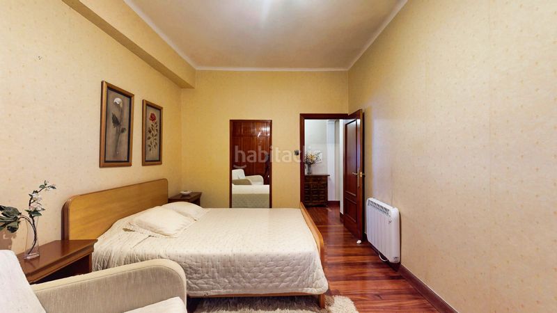 Foto 4150a92a-45f4-4992-80c6-8dcc932e75e0. Piso en San Pedro de Deusto - La Ribera Bilbao