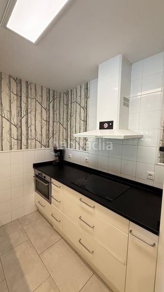 Foto cfa8a2b0-3385-4be5-bd30-05bd8a781f63. Planta baja en Sopela
