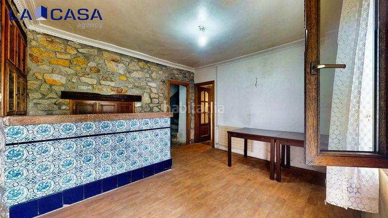 Foto 038adde7-b27a-4cc5-85e0-a26793de18ac. Casa adosada en Sondika