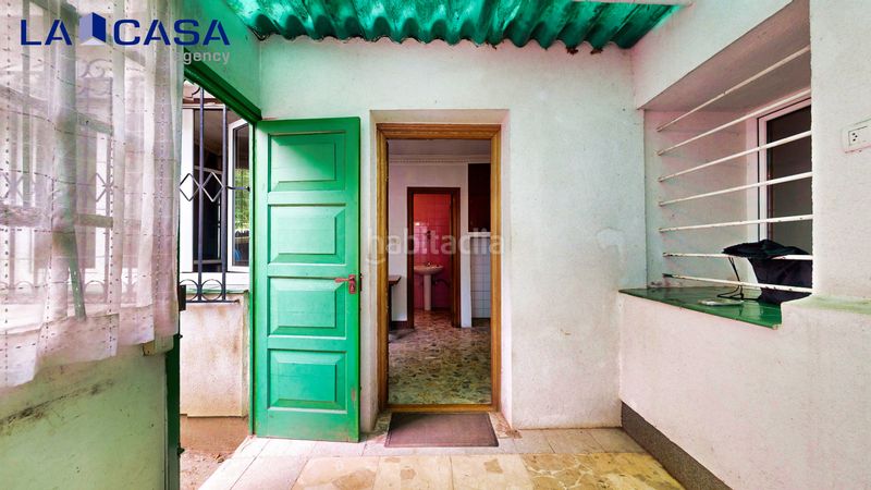 Foto b3abdc60-f244-40d5-8c0f-253169a48c3e. Casa adosada en Sondika