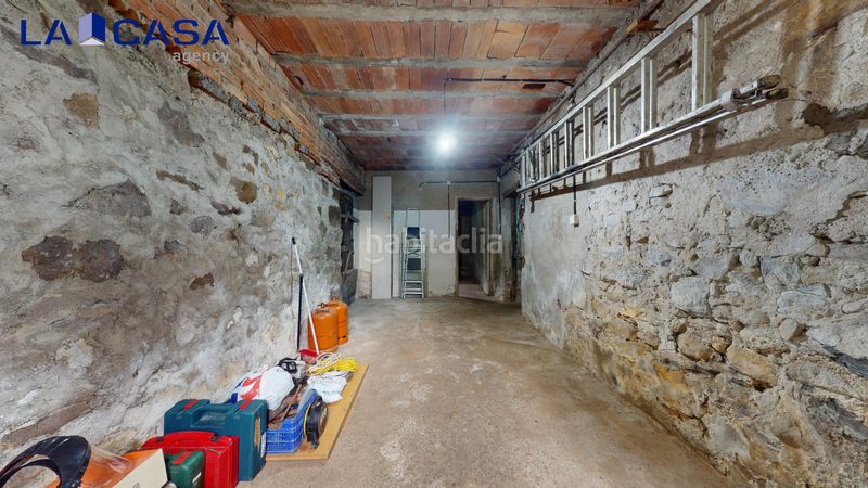 Foto d5585176-6340-4964-ad9e-e354b9a271dc. Casa adosada en Sondika
