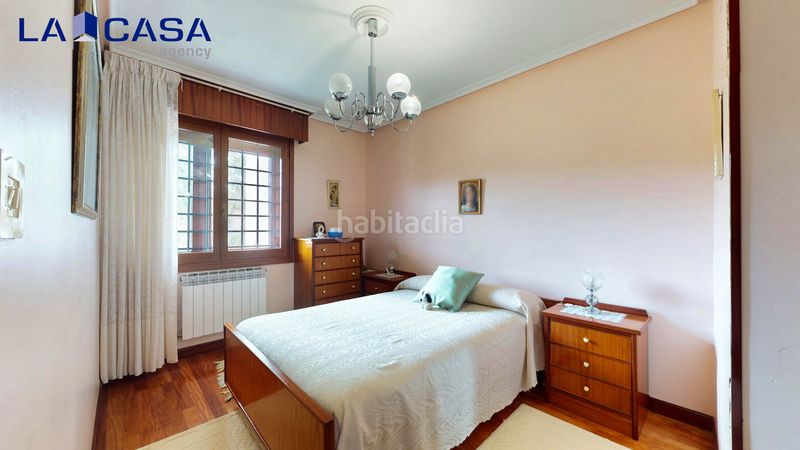Foto bc56221d-29f6-4c5b-a9d9-01ef6dd094ef. Casa amb aparcament a Merindad de Montija
