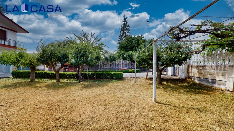 Foto cb38587e-7080-48d0-9d0f-355bad309bd5. Casa amb aparcament a Merindad de Montija