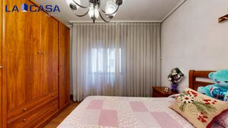 Etagenwohnung in Zorrotza