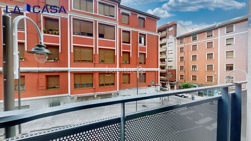 Foto 529a6e04-1502-4279-b9f9-cd60a69616f2. Flat with heating in Zorrotza Bilbao