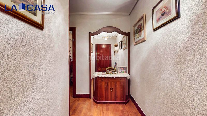 Foto f0076ba4-0fbe-4e0f-a3ec-a12fe875d8ab. Flat with heating in Zorrotza Bilbao