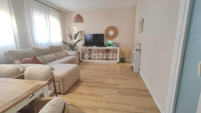 Foto 6f5788e0-a462-4e44-8b1d-b751949ccd5e. Flat with heating parking in Casablanca Zaragoza