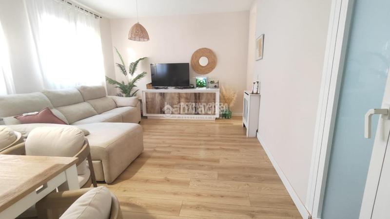 Foto cdfb1aa8-1832-495a-a7c4-33fa0b30e445. Flat with heating parking in Casablanca Zaragoza