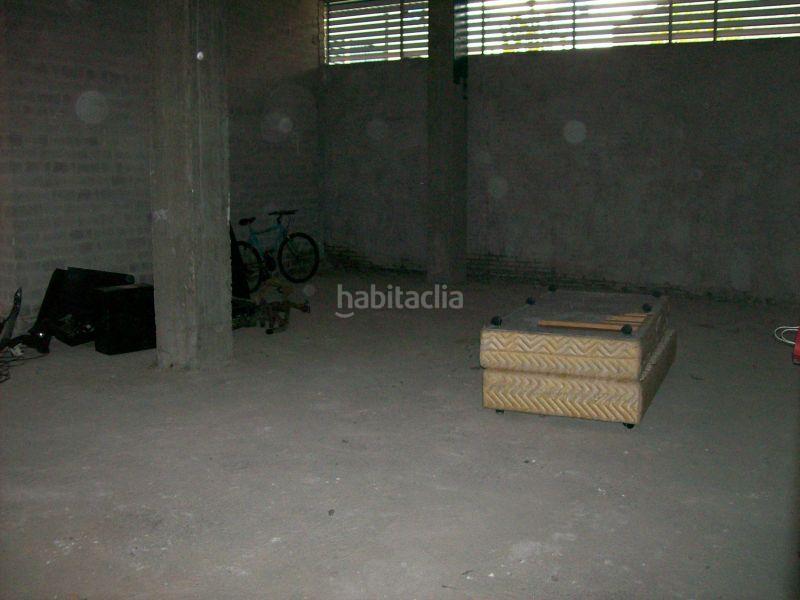 Foto e4479250-3eb6-4bdf-ba07-1fb6356bb35f. Alquiler local comercial local en alquiler barrio jesus pedro arnal cavero 00150 en Zaragoza