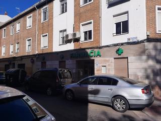 Local Comercial en Plaza san gregorio 6