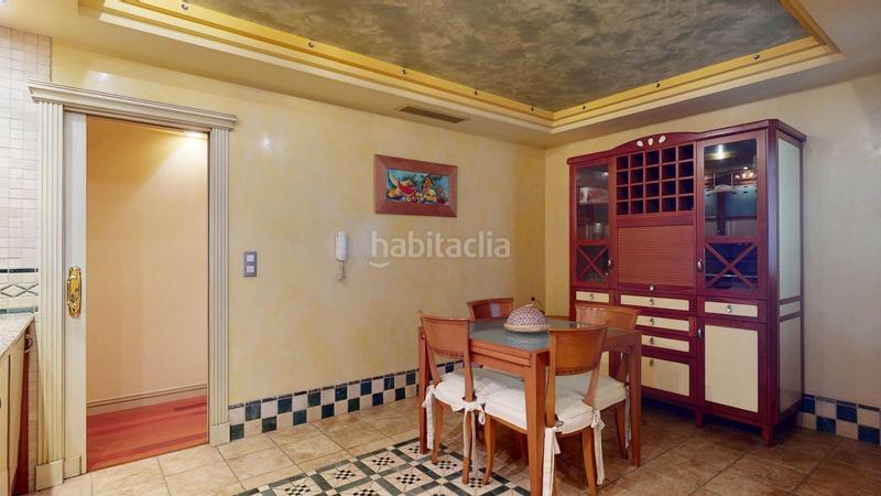 Foto 328cdac9-c8e4-4256-a8dc-f79f02c92a56. Piso en avenida alierta. cesareo 4 piso en venta centro av. cesáreo alierta ref. 00853 en Zaragoza