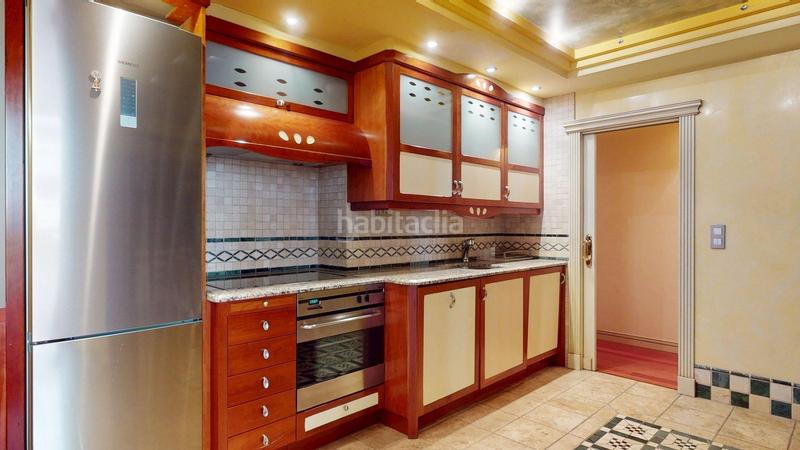 Foto 32ecd77d-79fb-4e32-a912-9dcdc7145afd. Piso en avenida alierta. cesareo 4 piso en venta centro av. cesáreo alierta ref. 00853 en Zaragoza