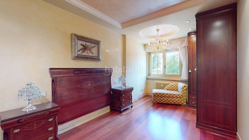 Foto 3b68a520-df48-4b2f-aa82-bee4e1aa9ac6. Piso en avenida alierta. cesareo 4 piso en venta centro av. cesáreo alierta ref. 00853 en Zaragoza