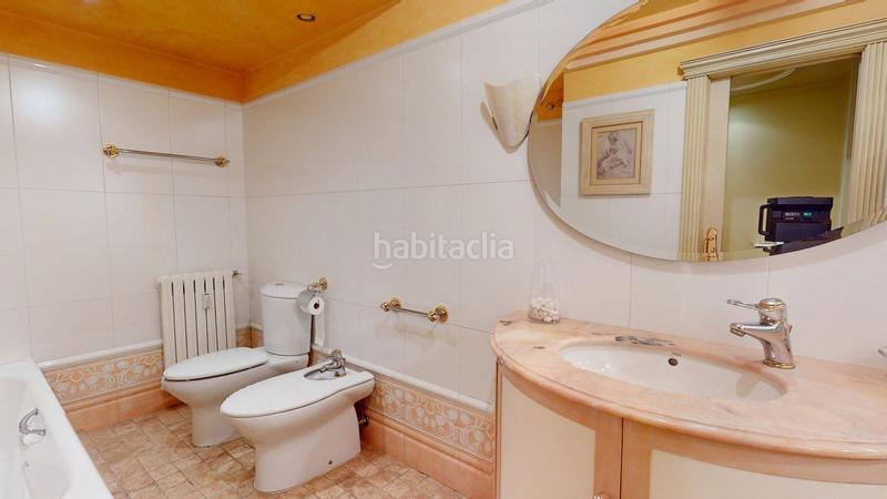 Foto ac34c747-e719-4b82-9470-5e8137985adb. Piso en avenida alierta. cesareo 4 piso en venta centro av. cesáreo alierta ref. 00853 en Zaragoza