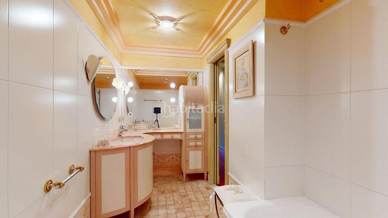Foto ca43cda1-45c7-48dd-b020-3db080cd5c05. Piso en avenida alierta. cesareo 4 piso en venta centro av. cesáreo alierta ref. 00853 en Zaragoza