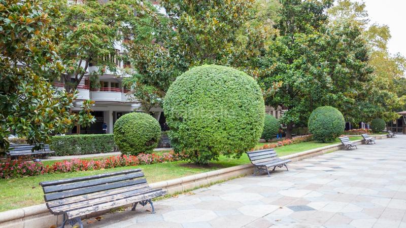 Foto d9fc7da7-627d-464c-a367-503c7a98cf22. Piso en avenida alierta. cesareo 4 piso en venta centro av. cesáreo alierta ref. 00853 en Zaragoza