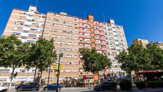 Pis  Puente del pilar 5. Piso en venta en zaragoza  barrio jesus   avenida puente del pil