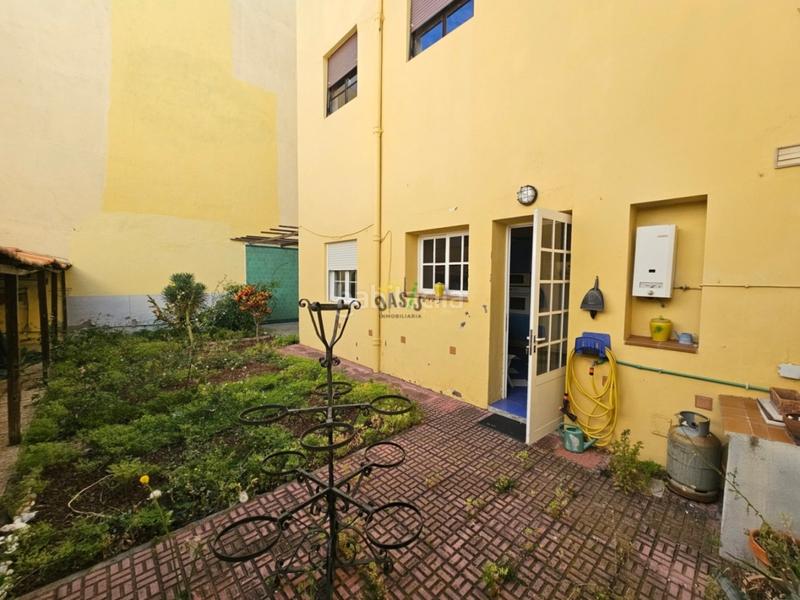 Foto 39318758-1f46-4057-a751-6357fa92c730. Casa con parcheggio in Centro Santa Cruz de Tenerife