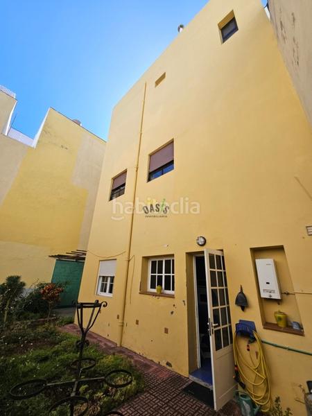 Foto f9dde056-3677-493d-954b-cb34bd86da2f. Casa con parcheggio in Centro Santa Cruz de Tenerife
