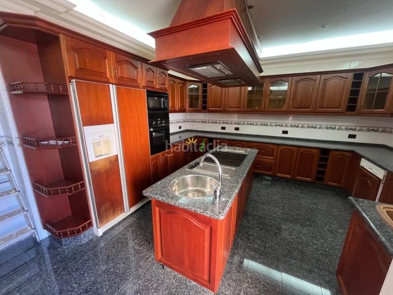 Foto b8169c25-e50e-445b-ad17-f3fd038b72fa. Maison avec parking dans La Laguna San Cristóbal de La Laguna