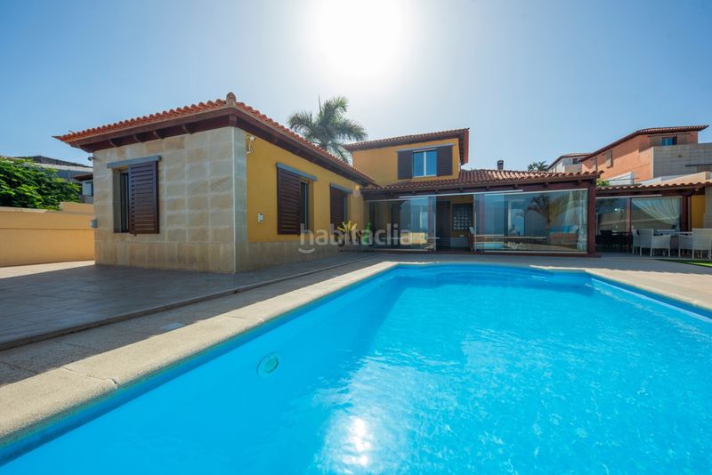 Foto 258ae1aa-aa27-4d52-85a9-5fbb002651cd. Casa amb aparcament piscina a El Pris - Juan Fernández Tacoronte