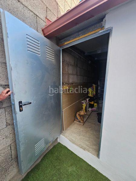 Foto fa0fe3de-2692-45ec-a6e2-23be355fbc6f. Nau industrial a Centro Güímar