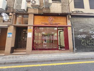 Locale commerciale in Duggi - Rambla - Los Hoteles. Local  santa cruz