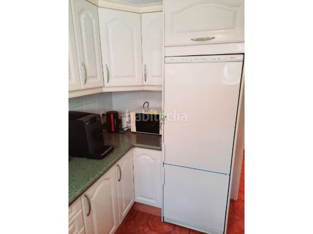 Foto f72782bb-6e75-490a-91e4-68b2ac00d263. Casa amb aparcament a Cuesta de la Villa Santa Úrsula