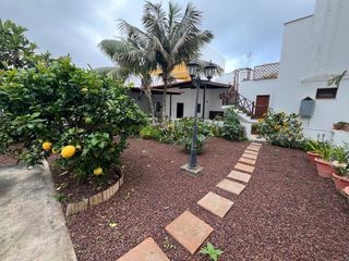 House in Buen Paso - La Mancha. Chalet  norte desde la laguna a buenavista