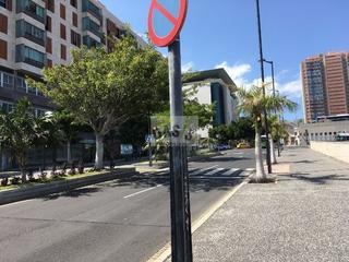 Locale commerciale in Los Llanos - El Cabo. Local  santa cruz