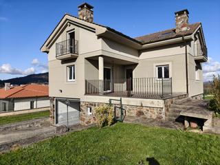 Xalet a Lugar ables 41. Casa con terreno y vistas en ables posafuelles