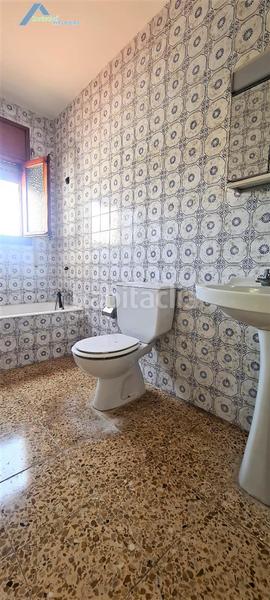 Foto 4d4c9969-26a5-47aa-aafd-ddaa08ff6e3c. Casa amb calefacció aparcament a Loscorrales