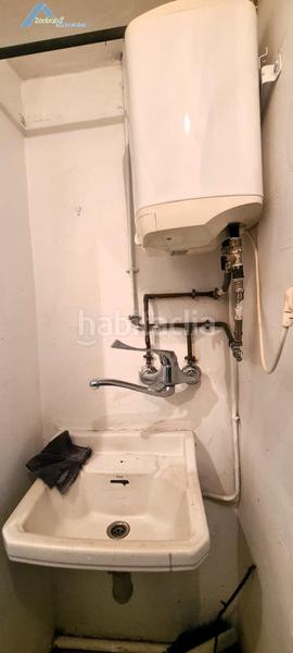 Foto 042ec00b-a300-452f-bbc0-e60fde76e4a0. Alquiler local comercial fruteria verdulería en alquiler en Zaragoza