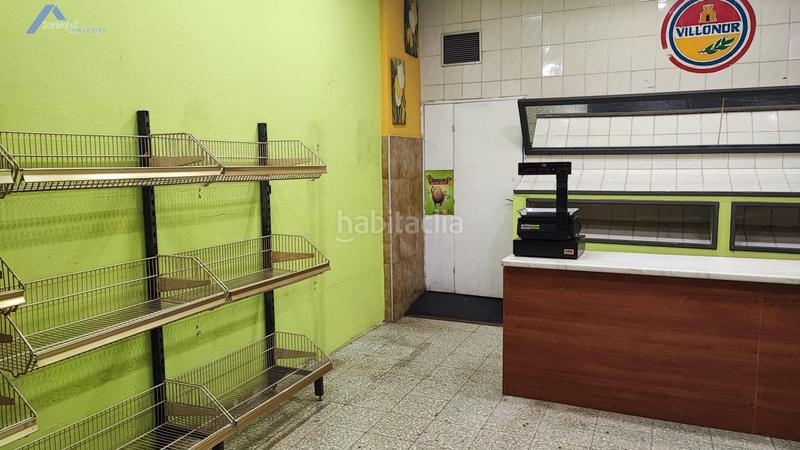 Foto 20adfd59-8163-438f-bde0-2c3e40f2f686. Rent business premise in Las Fuentes Zaragoza