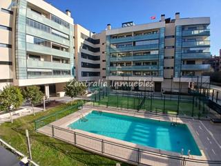 Pis  Calle lor vicente, ismael h mrl. Vivienda 4 dorm y 2 baños  garaje  trastero