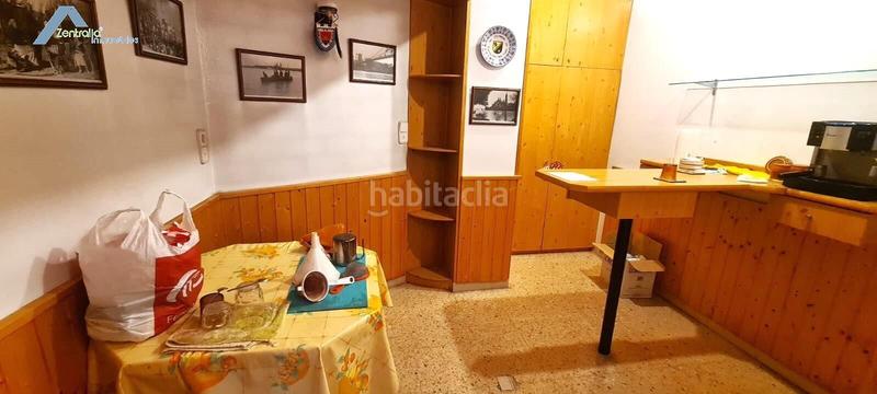 Foto 57d22409-0df3-4238-8ba1-7faa320c8664. Alquiler local comercial en calle silvestre perez 33 local comercial con espectacular fachada junto a camino de las torres en Zaragoza
