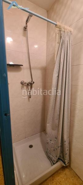 Foto 81c1d01f-dc44-4bc9-9ab8-f06a631d292c. Alquiler local comercial en calle silvestre perez 33 local comercial con espectacular fachada junto a camino de las torres en Zaragoza