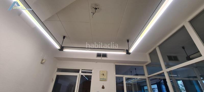 Foto b1e350d7-1d9f-4929-be70-0d8ecbcb715f. Alquiler local comercial en calle silvestre perez 33 local comercial con espectacular fachada junto a camino de las torres en Zaragoza