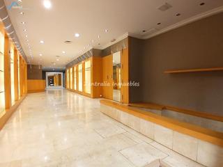 Local Comercial en Calle Calle Felipe Sanclemente, 18