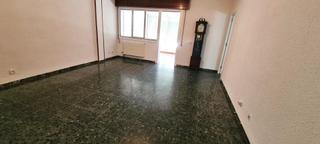 Location Appartement  Calle juan ii de aragon. Amplío y luminoso piso en alquiler en romareda