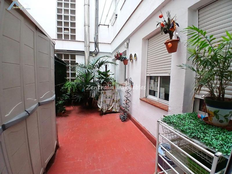 Foto 0d1bd8ce-f025-44a5-8fc5-b20cc1f96df2. Flat with heating in Paseo Constitución - Las Damas Zaragoza